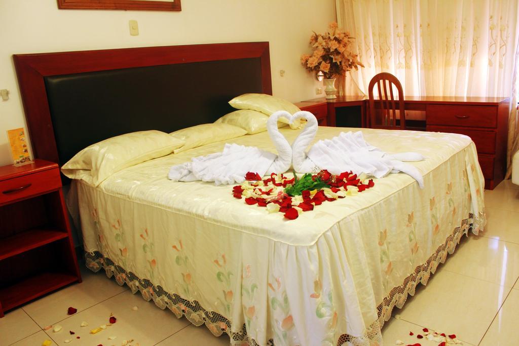 Hotel Sol Del Oriente Pucallpa Buitenkant foto